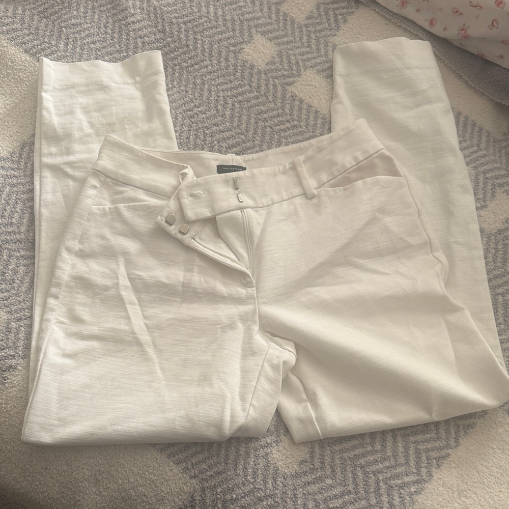 Ann Taylor vintage Stylish White Pants Curvy look new!